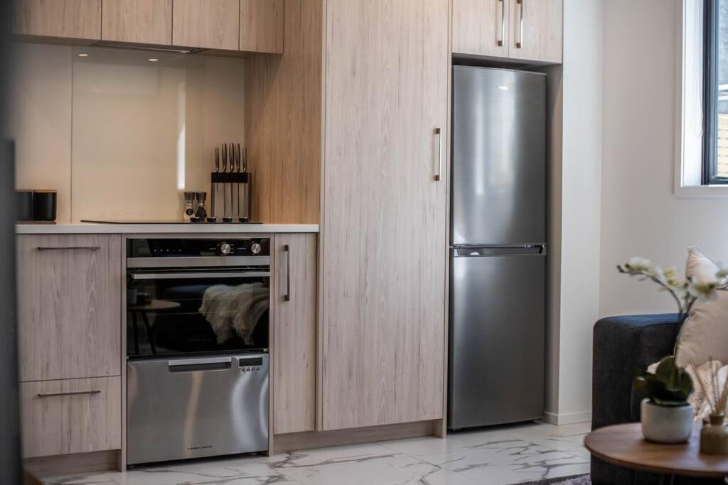 Brand New Opposite Hagley Park Close Cbd Hospital Christchurch