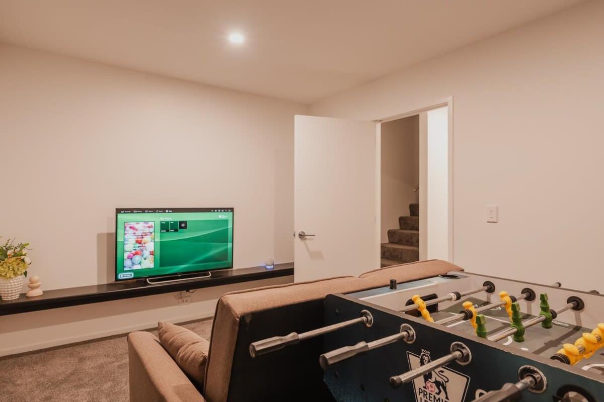 Your Stylish Retreat In The Heart Of The Apartment