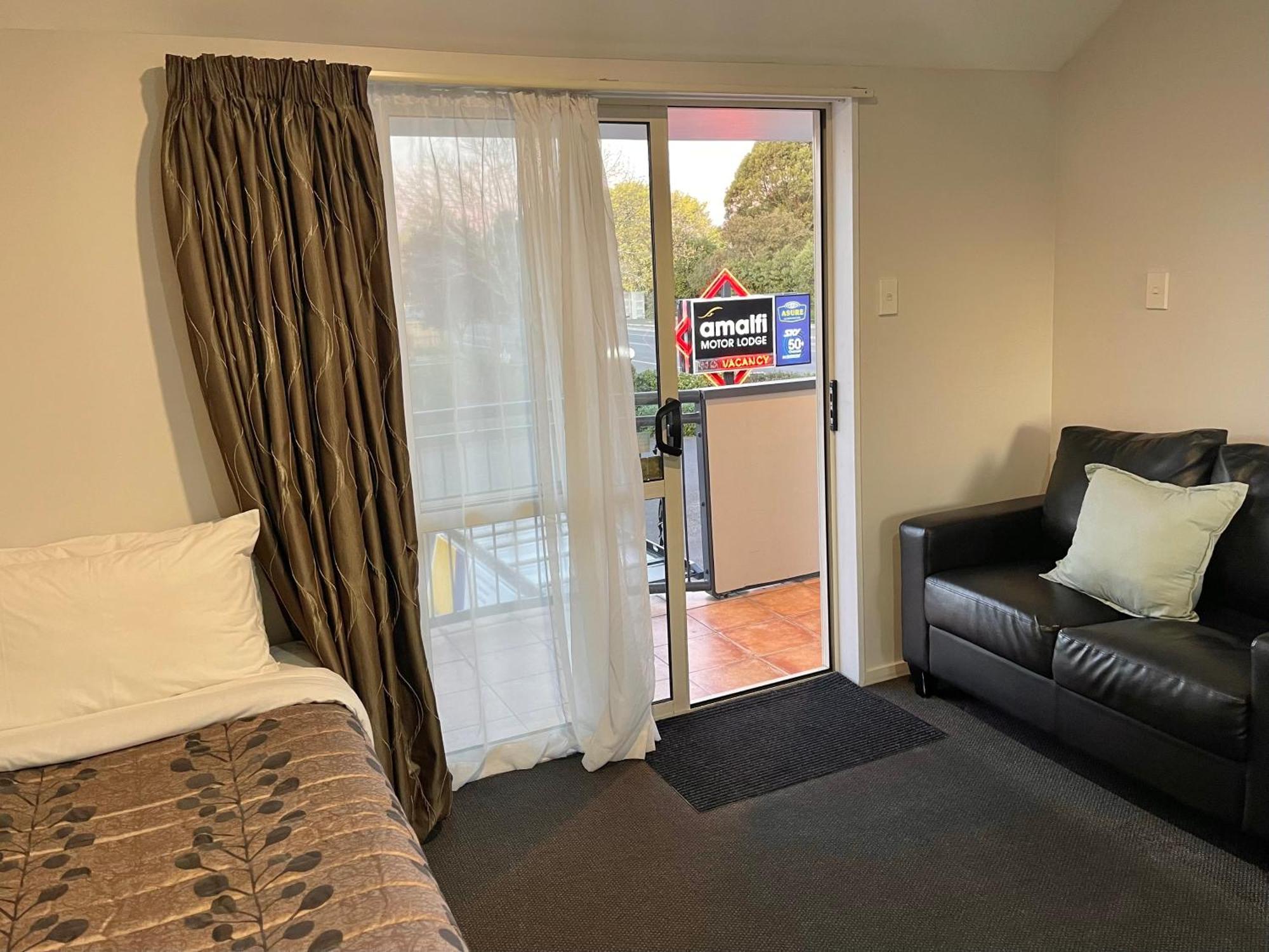 Amalfi Motor 4* Christchurch
