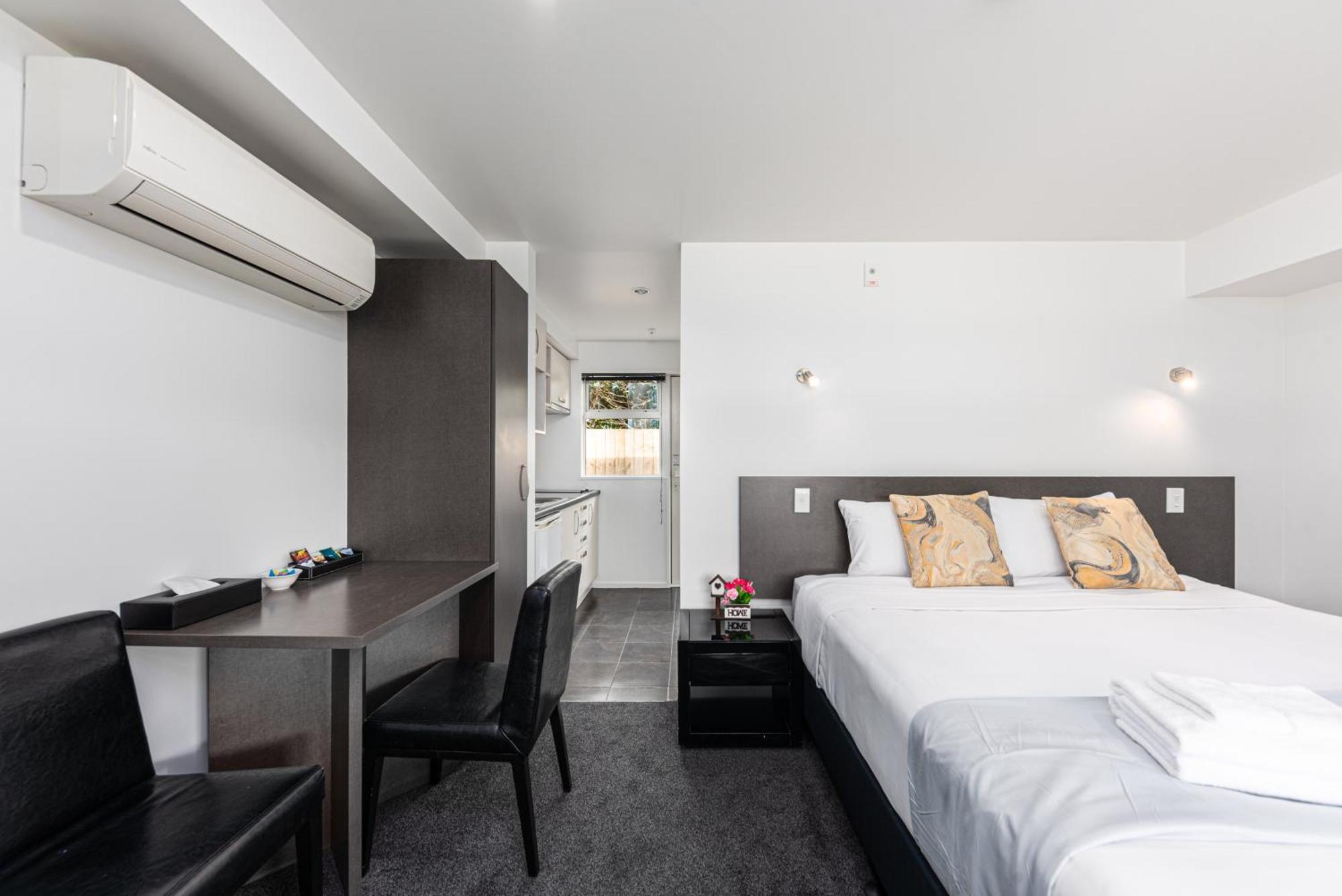 315 Riccarton Motel 4*