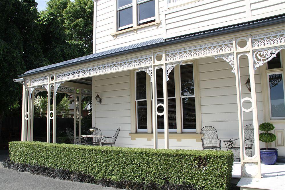 Merivale Manor