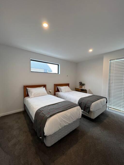 Family House Airport Heaven Holiday home *