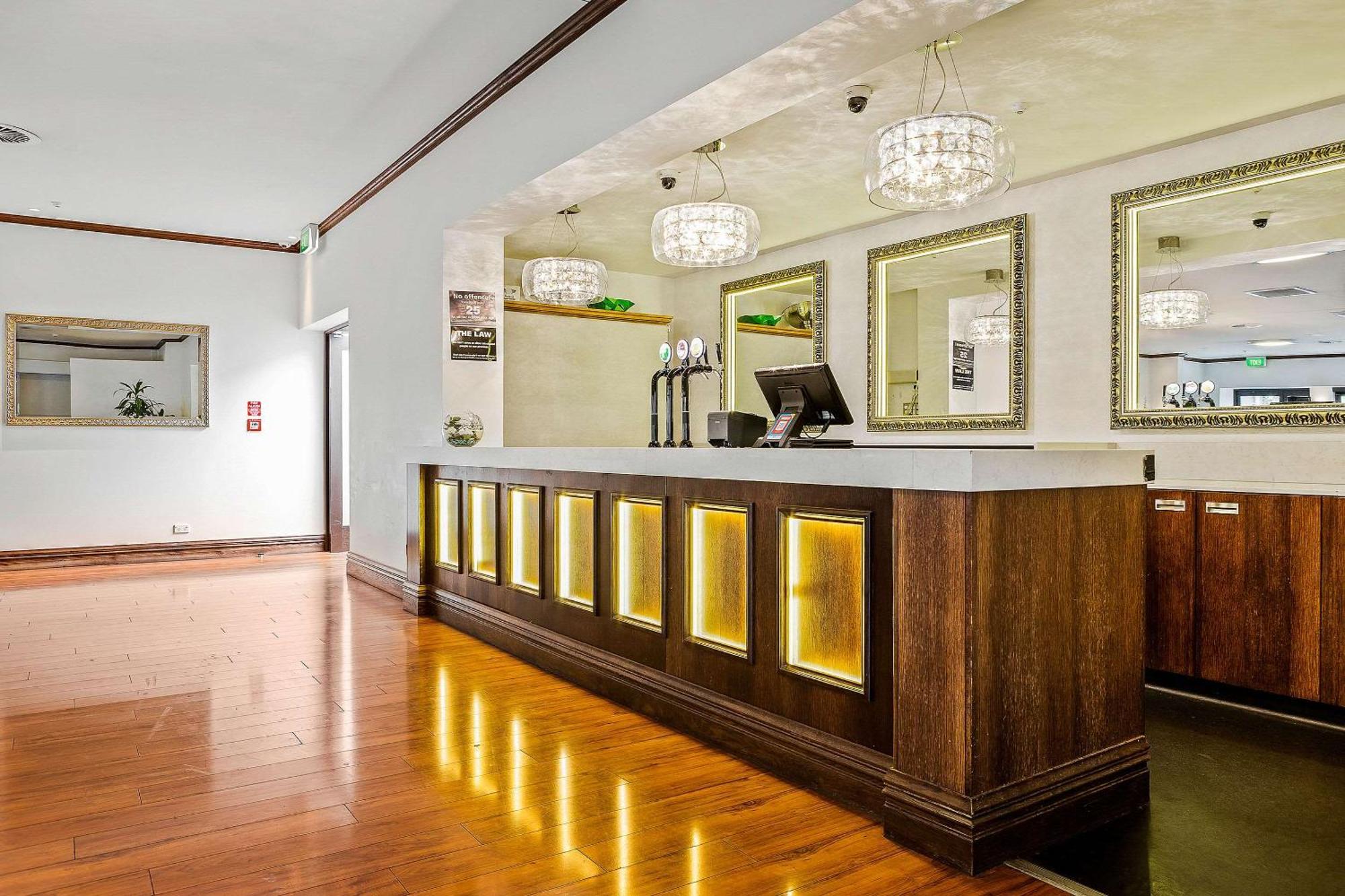 Elms Christchurch, Ascend Collection 4* Christchurch