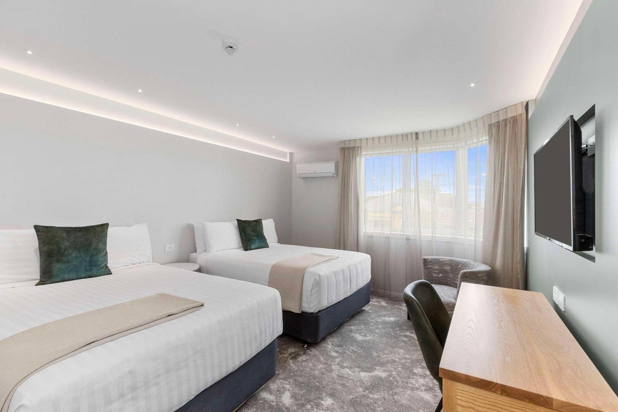 Elms Christchurch, Ascend Collection