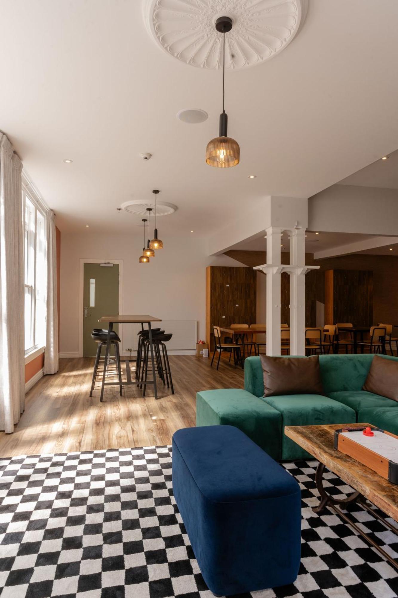 Haka House Hostel *