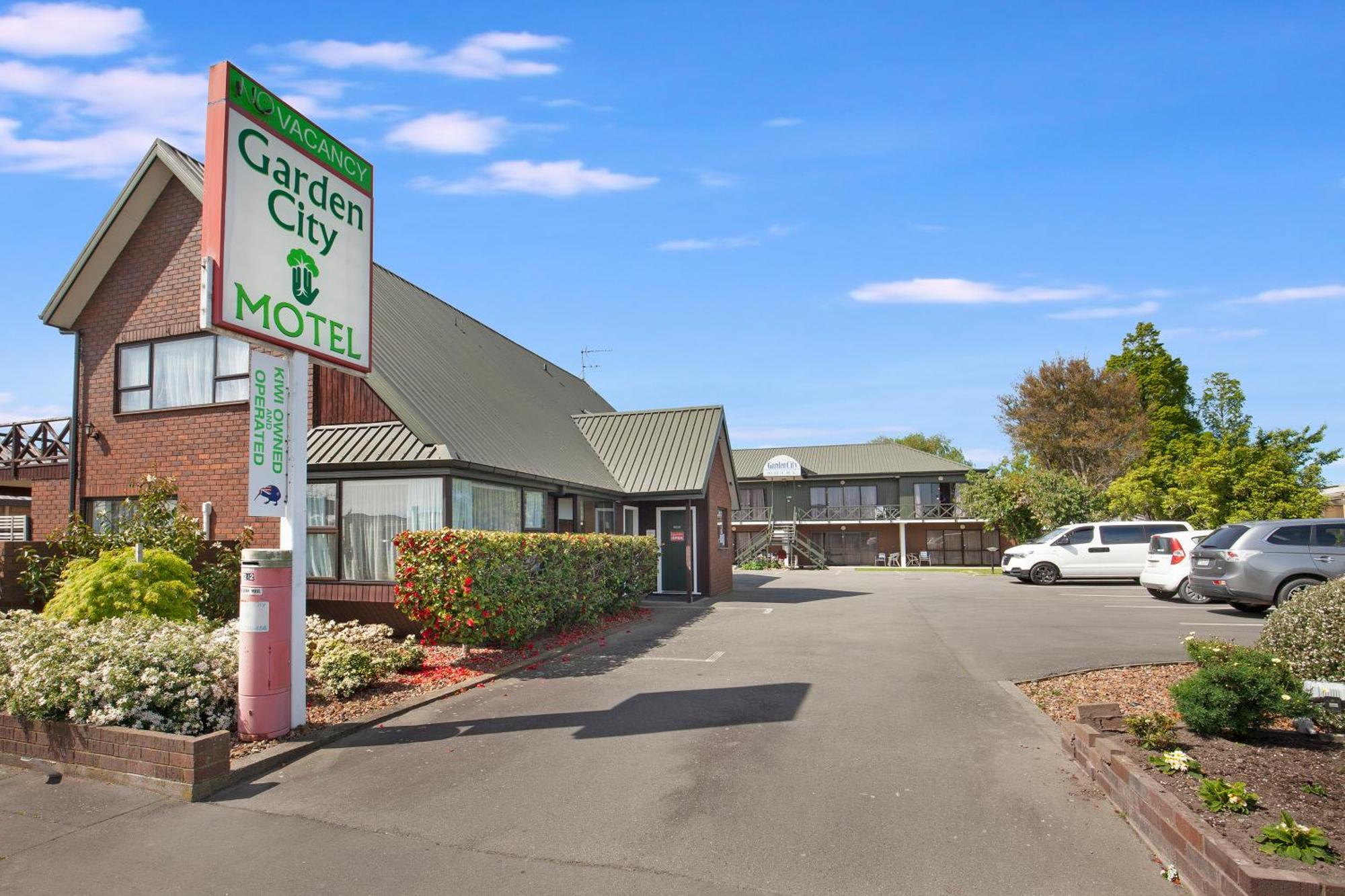 Garden Motel 4*