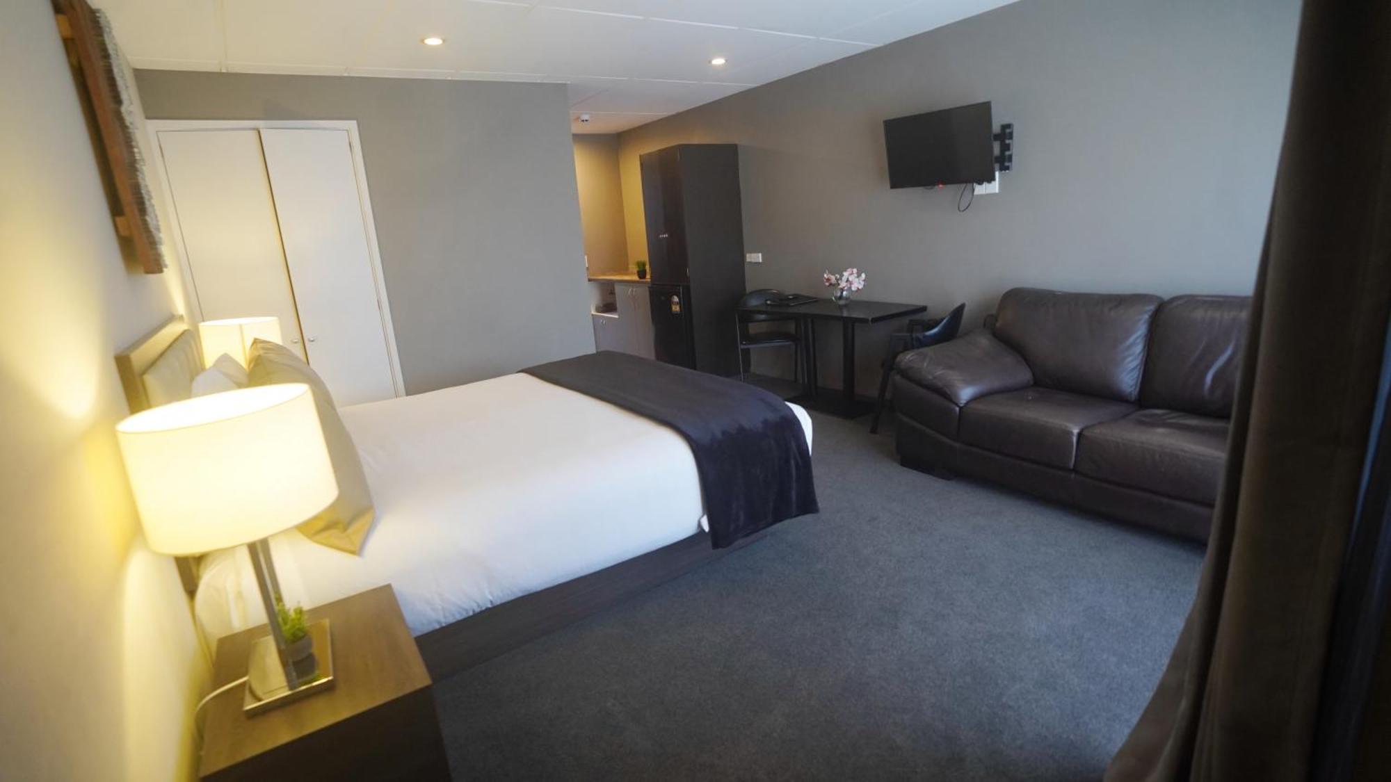 136 On Bealey Motel