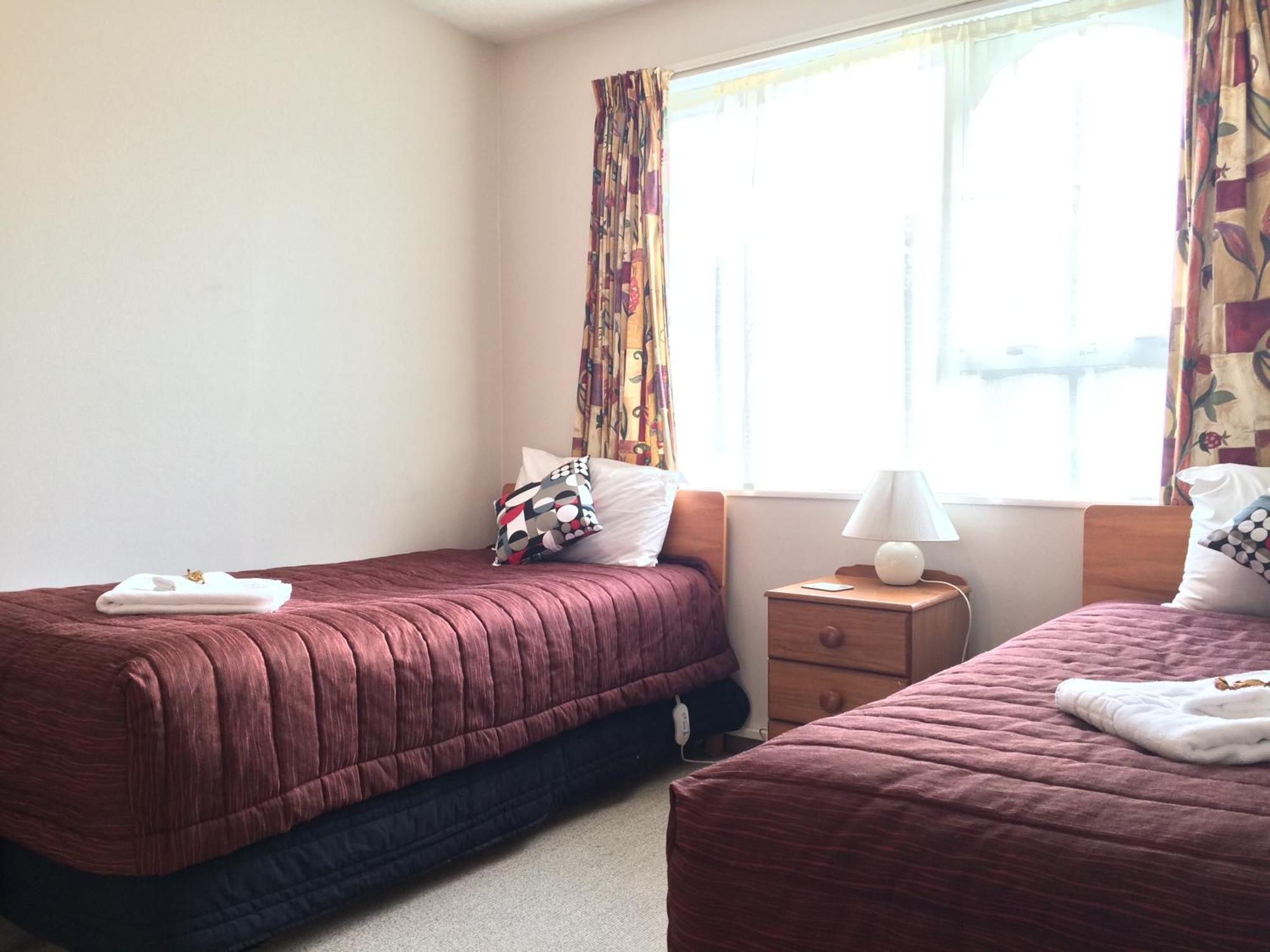 Earnslaw Motel