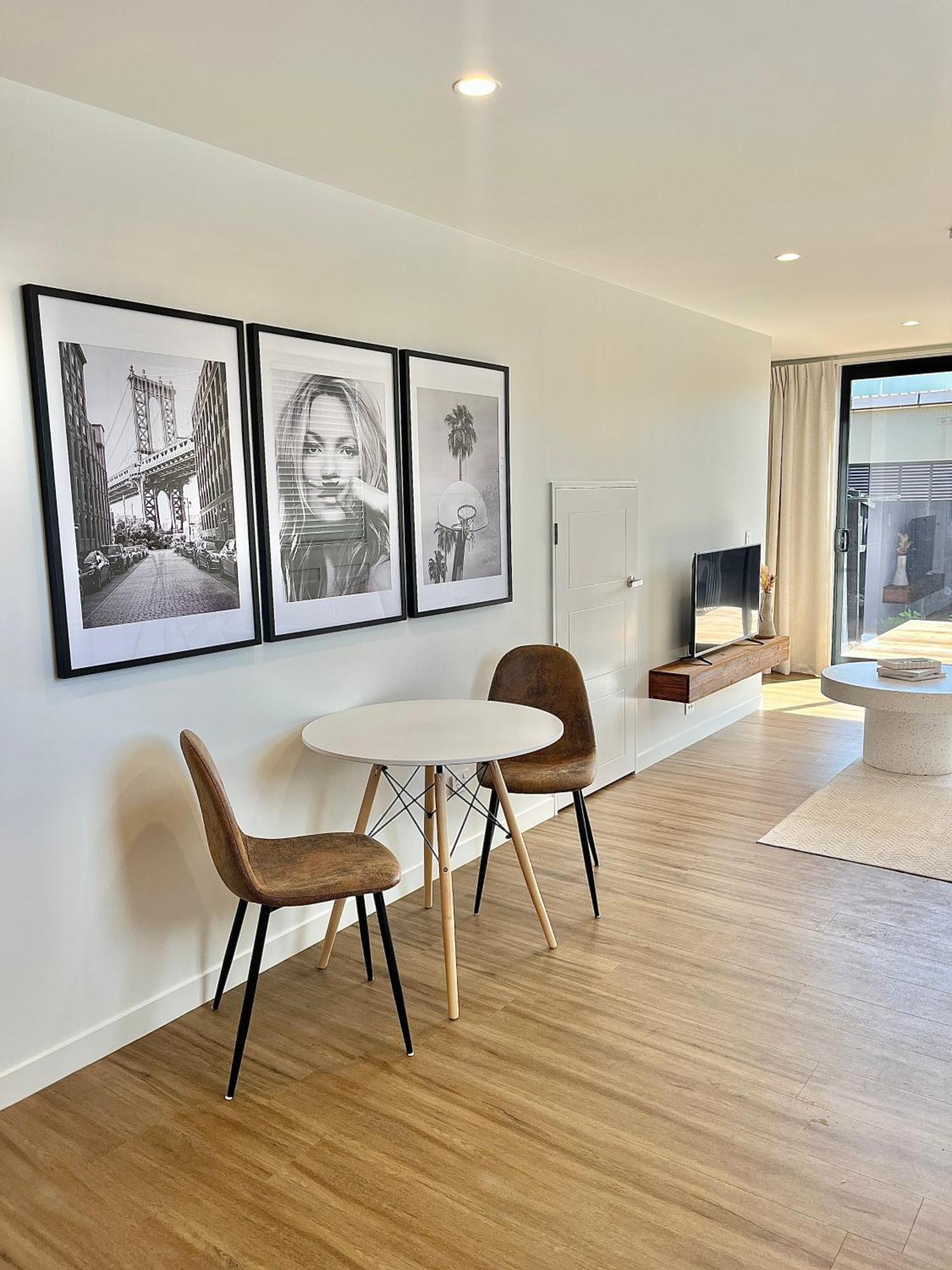 New Build Townhouse & Gated Car Park Apartamento