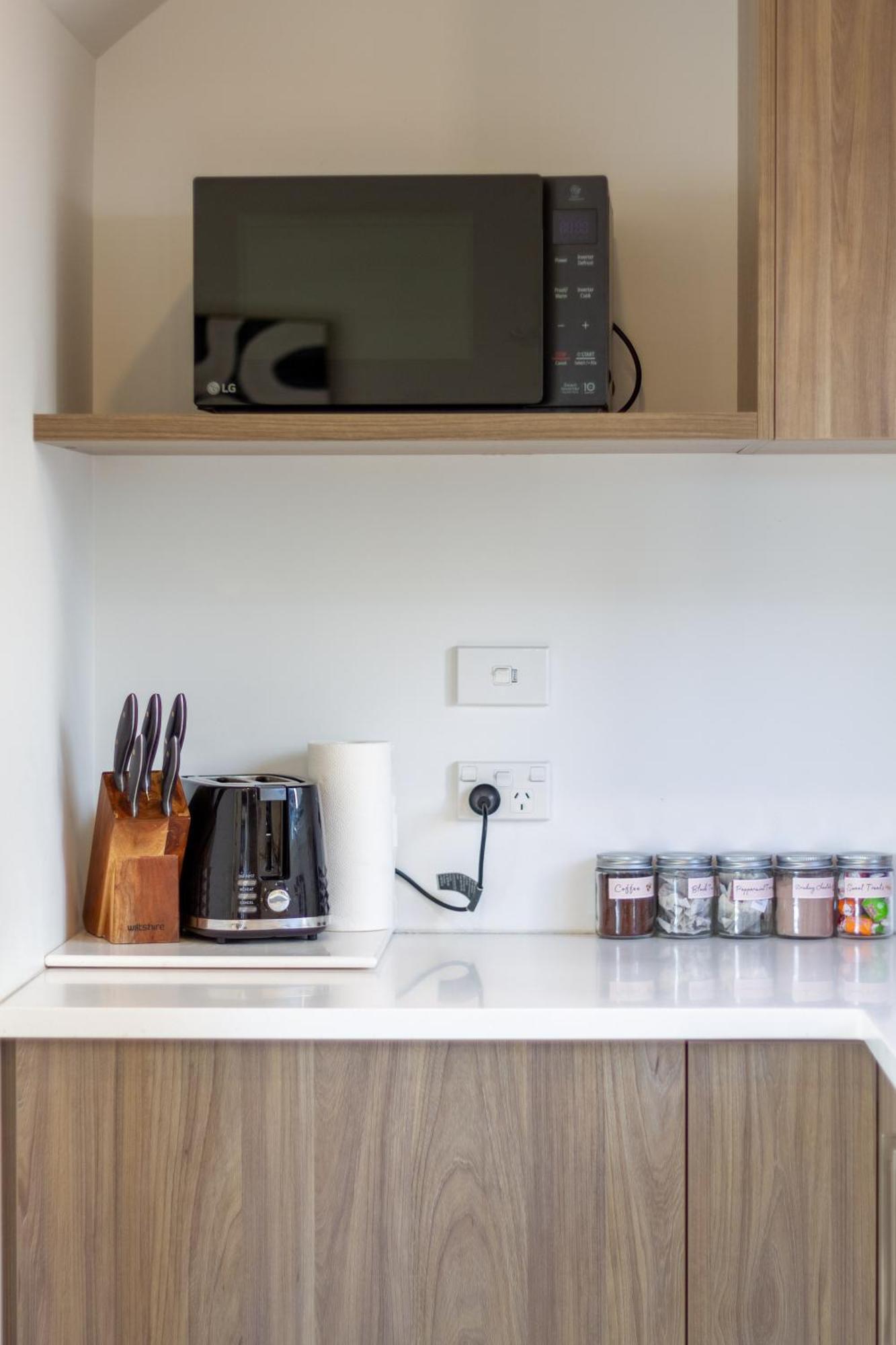 Avon Haven Escape - 1 Bed 1 Bath Apartment
