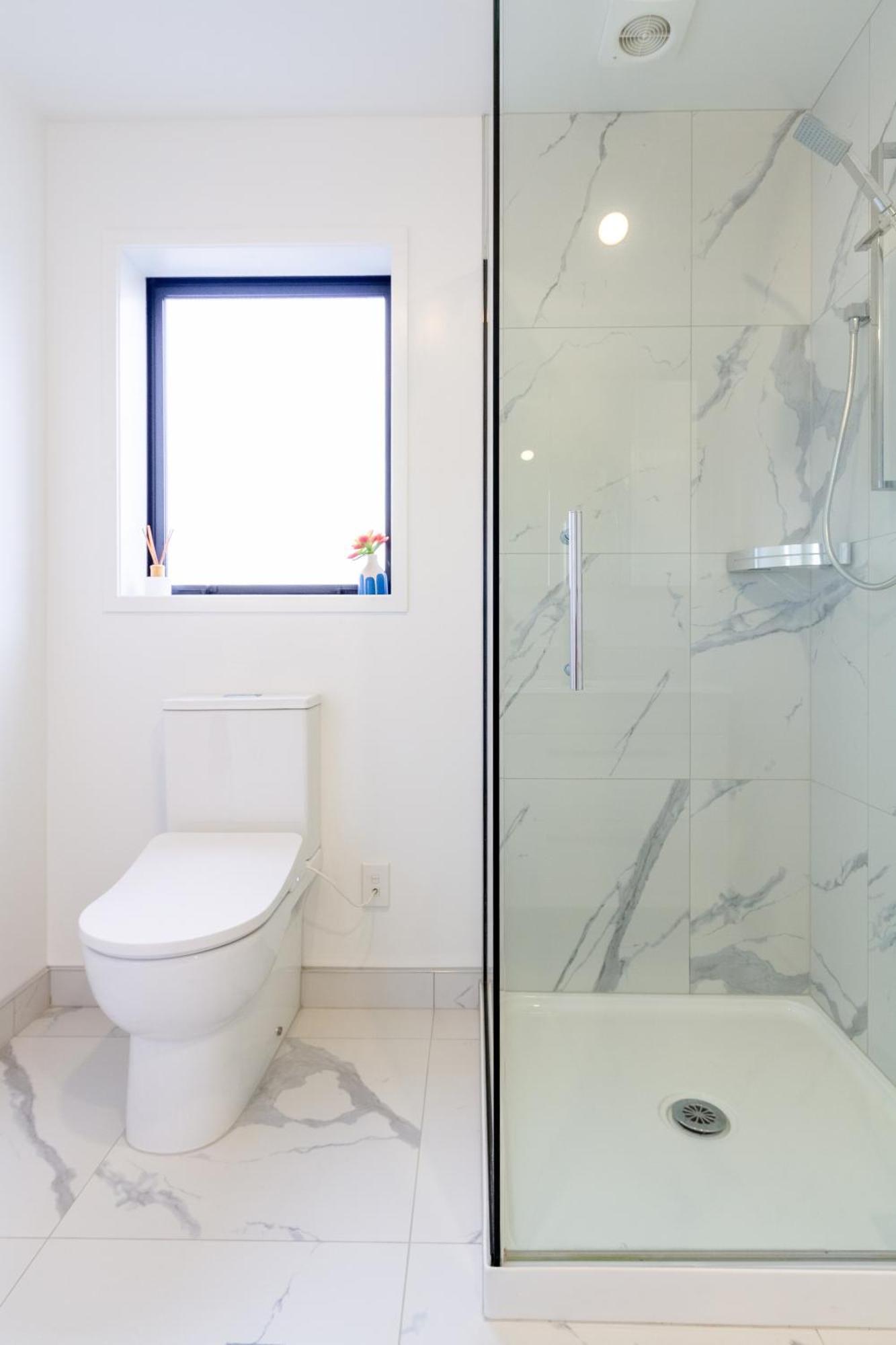 Seaside 2 Bed 2 Bath Haven Short Walk To The Apartment Christchurch