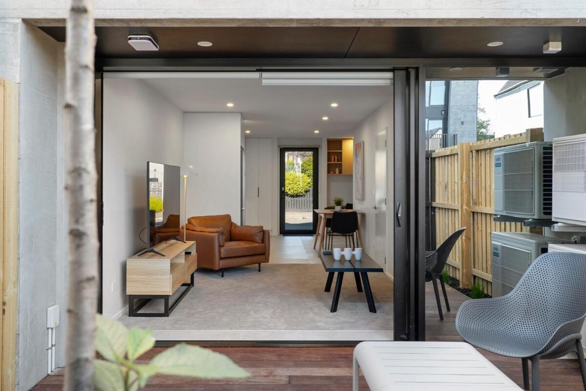 Apartment Stylish Heart Of The Cbd *