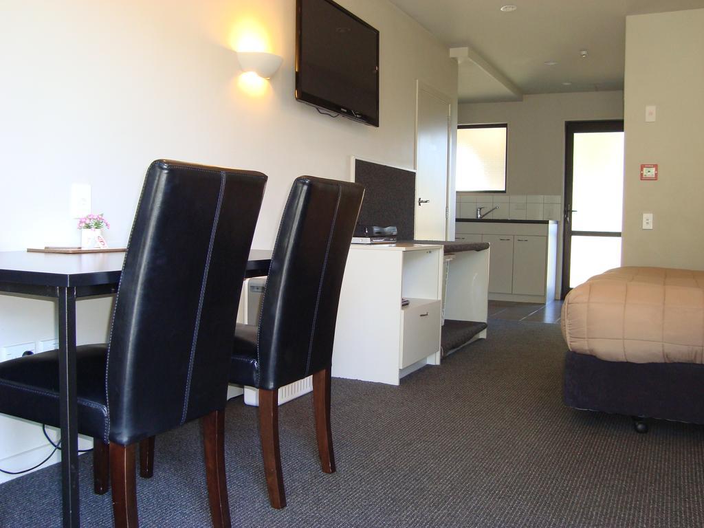 Motel Azena &