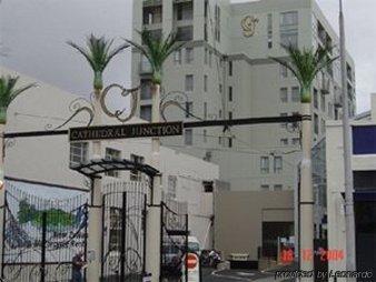 Aparthotel Quest Cathedral Junction Serviced 4*