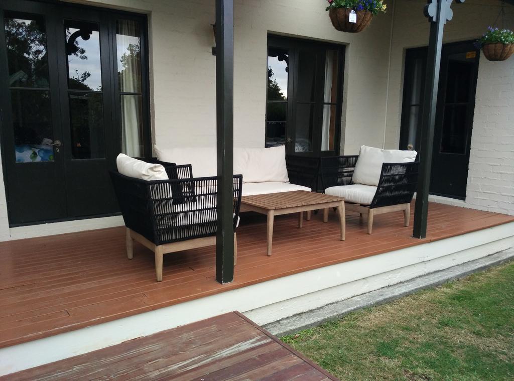 Monica Guest House Bed & Breakfast *