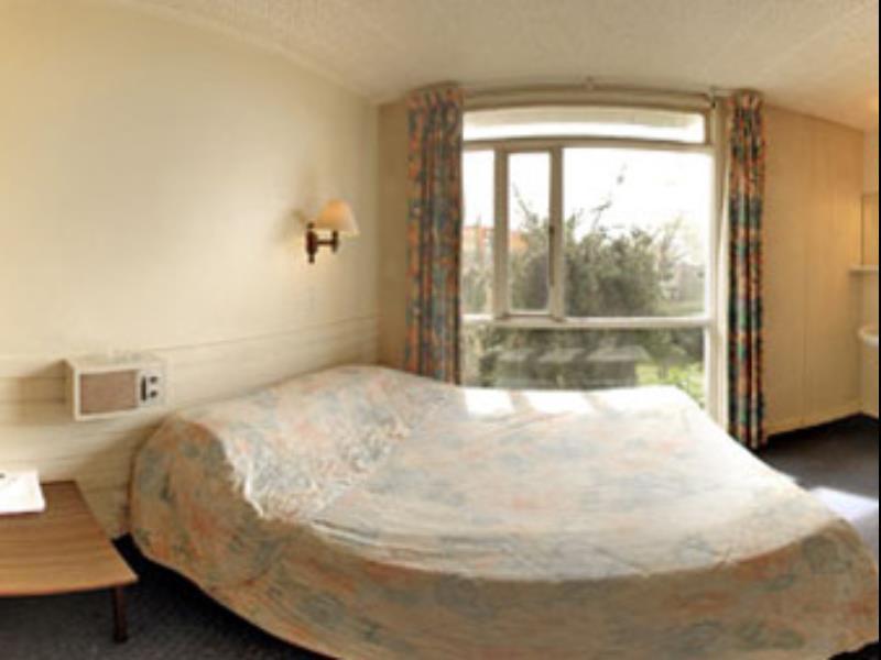Hotel Equestrian Christchurch