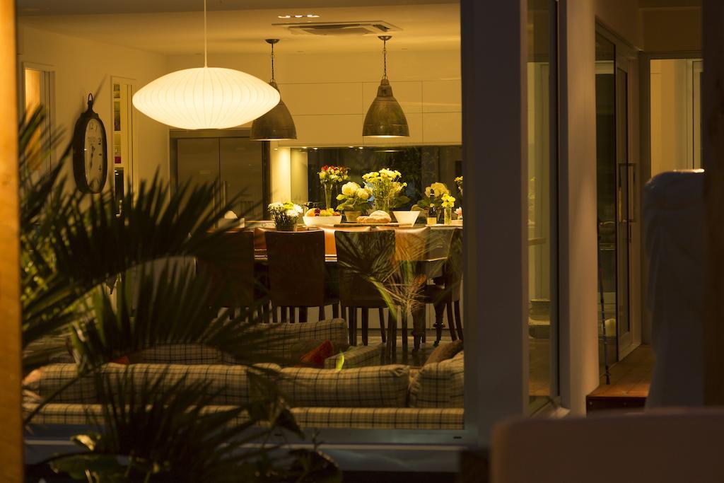 Bed & Breakfast The Establishment Boutique