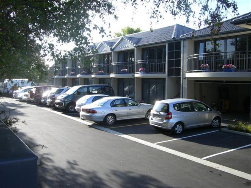 Motel Azena & 4*