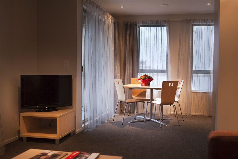 Aparthotel Quest Cathedral Junction Serviced