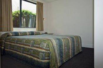 Motel 298 Westside Motor