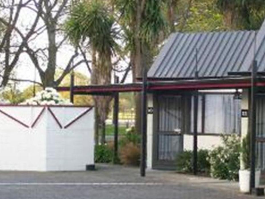 Motel Gothic Heights