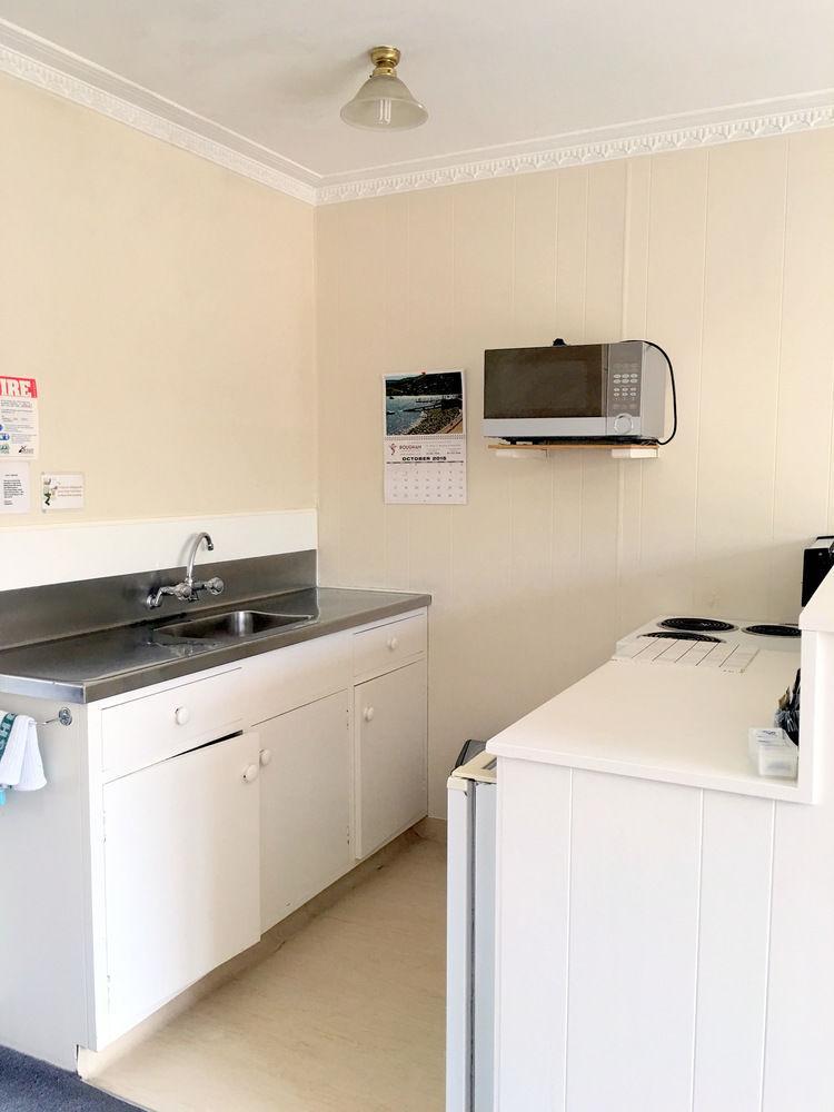 Coachman Motel 2*