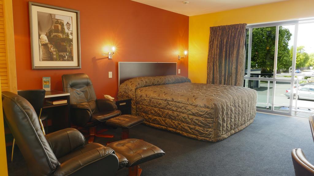 Randolph Aparthotel 5*