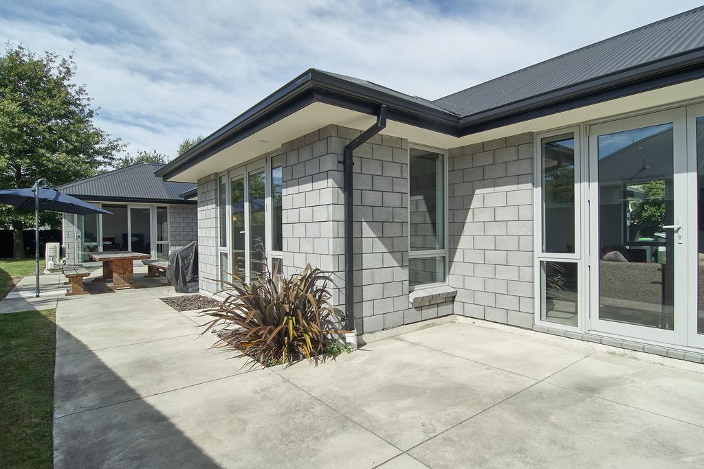 Ilam Villa - Christchurch Holiday Homes *