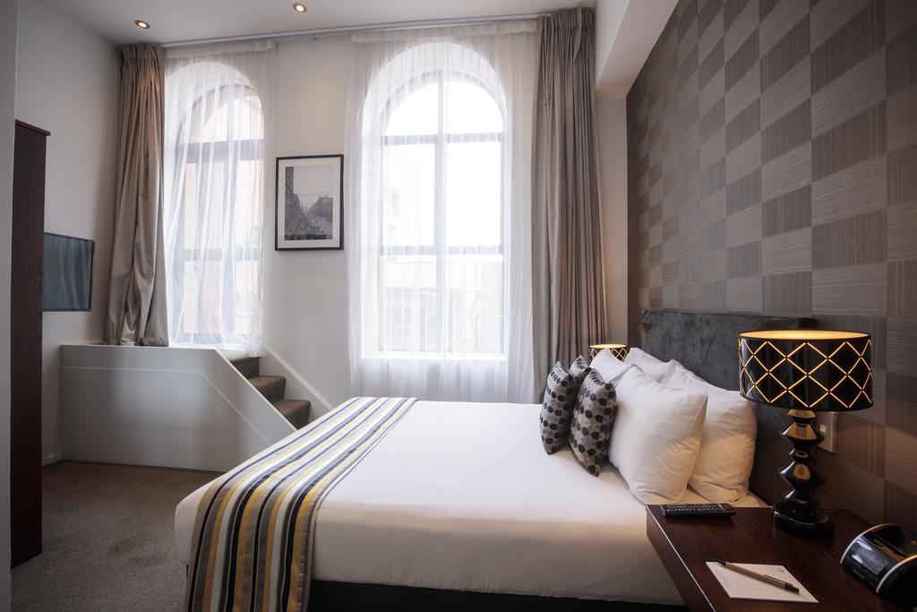 115 Hotel 4*