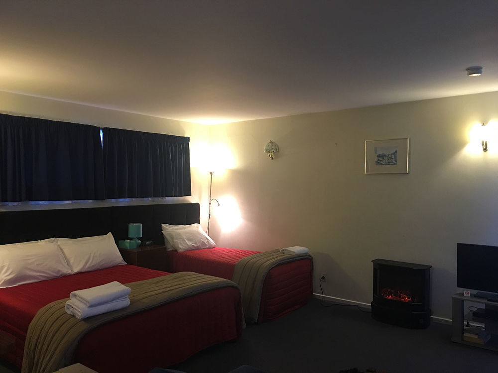 Coachman Motel 2*