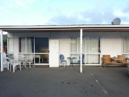 Hotel Racecourse Backpackers