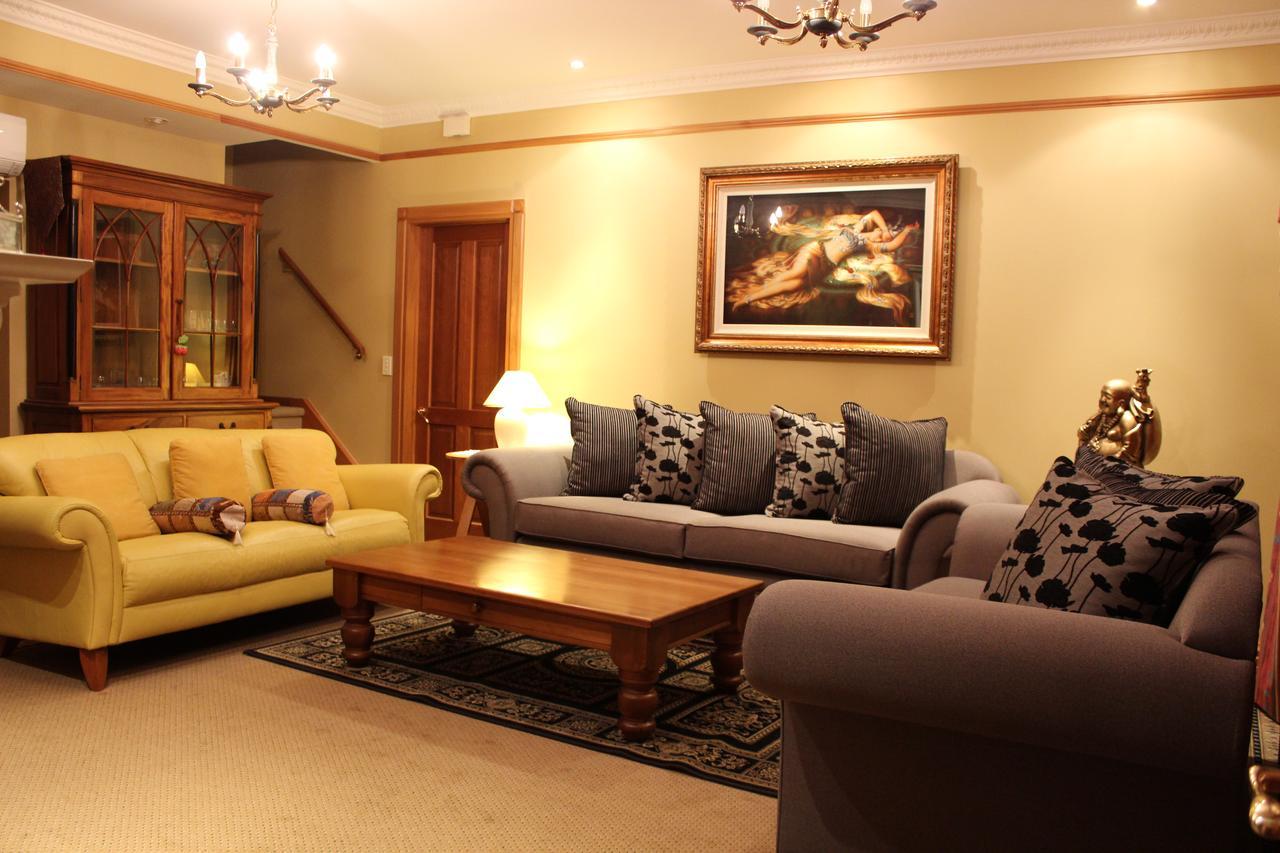 Bed & Breakfast Shamrock Garden Airport 4*