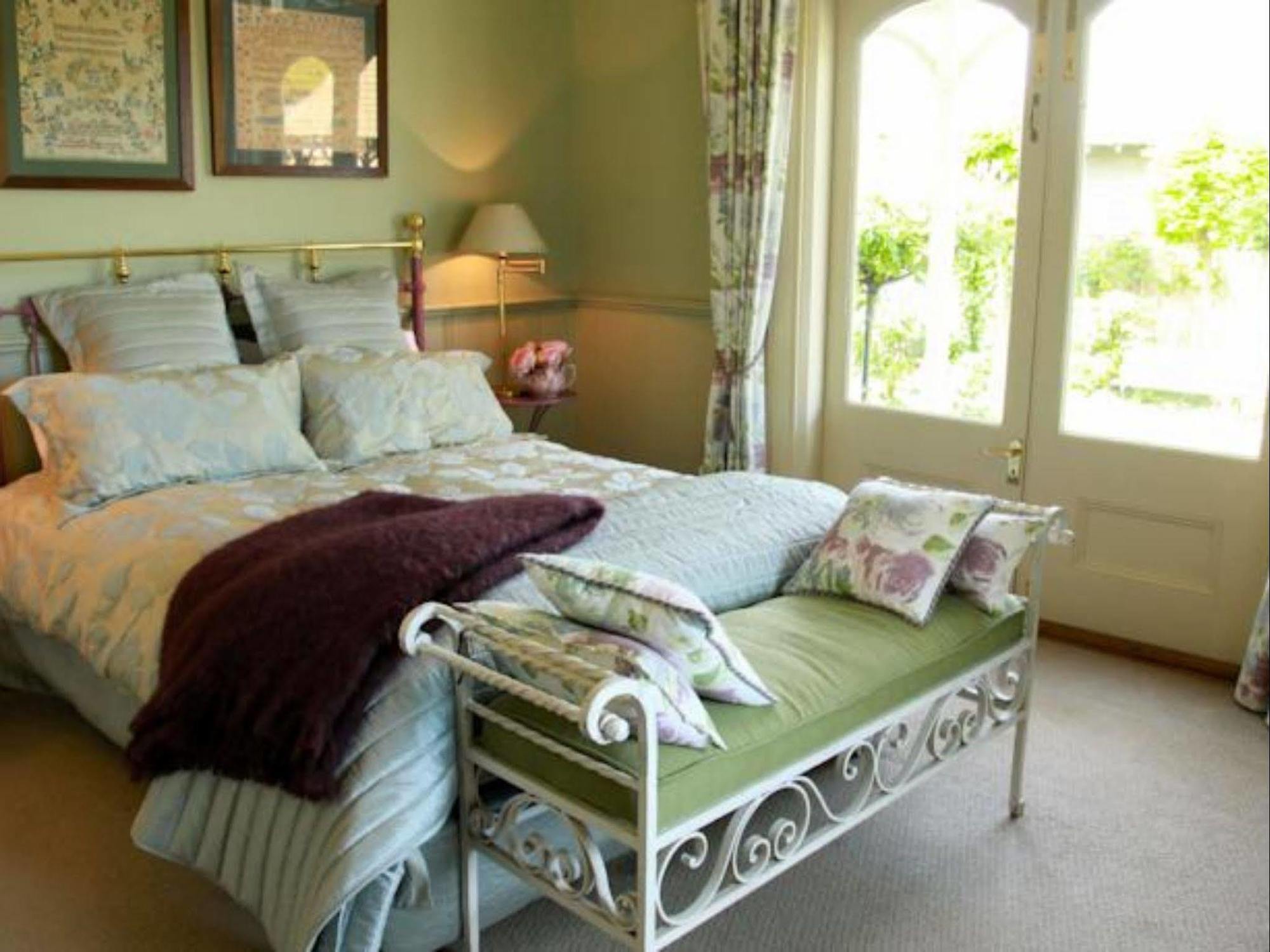 Bed & Breakfast Lilac Rose Boutique
