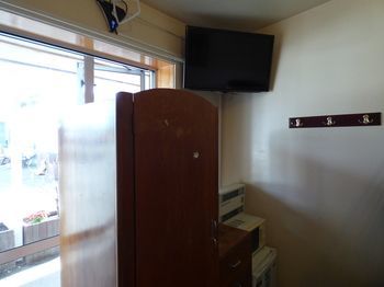 Racecourse Backpackers Hotel 2*
