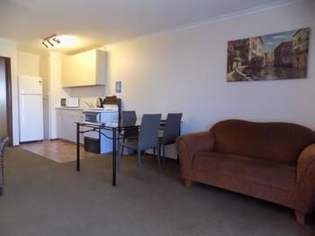 Garden Motel 4*