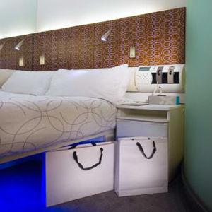 Breakfree On Cashel, An Accor