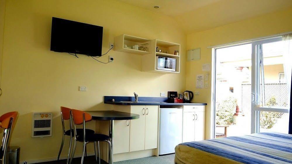 Motel Airport Birches 4*