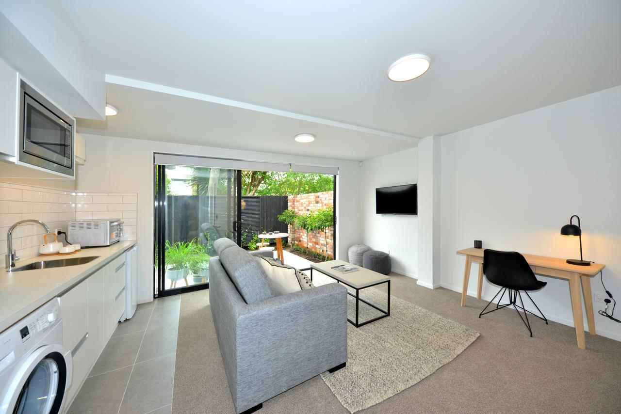 Peterborough Apartment *