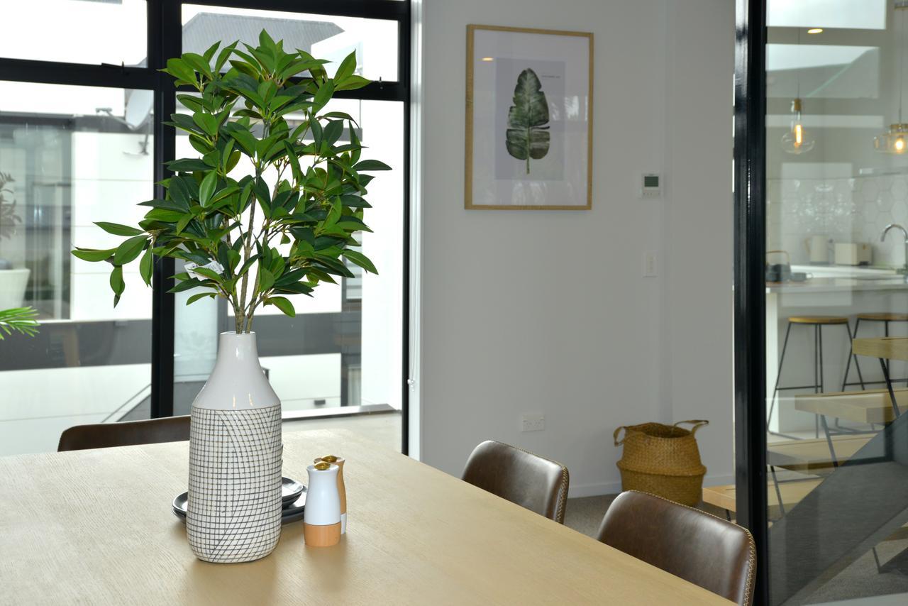 Peterborough Apartment *
