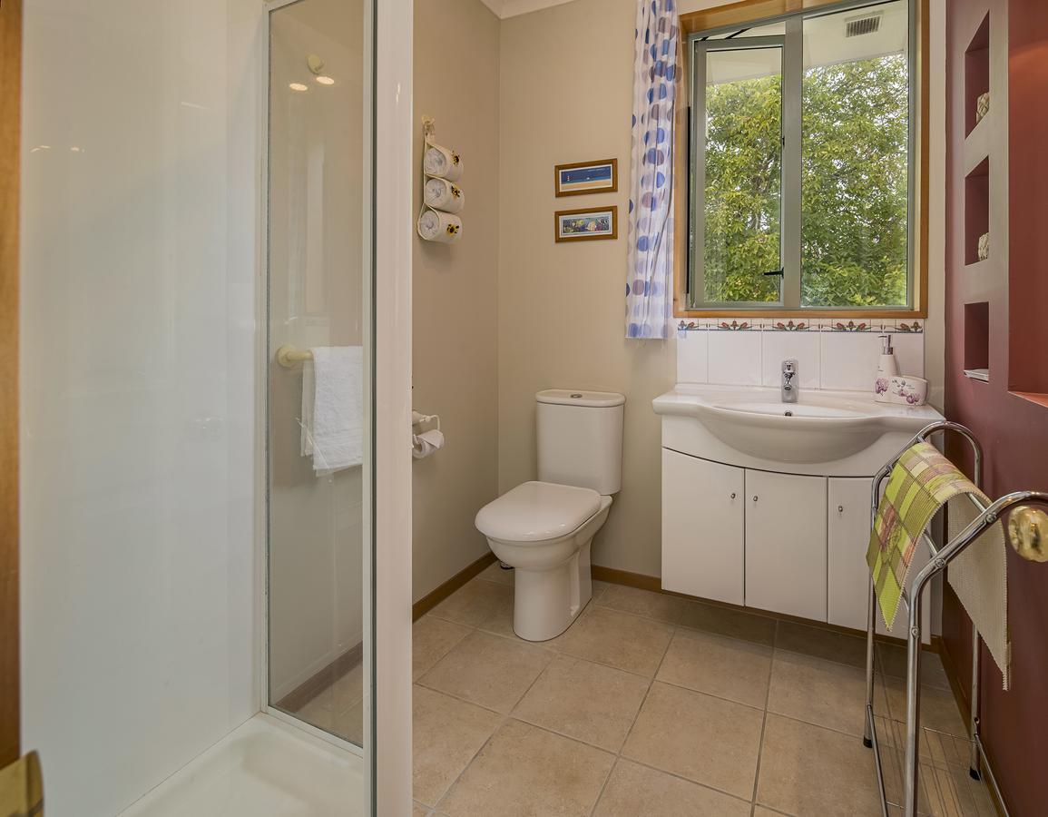 Shamrock Garden Airport Bed & Breakfast