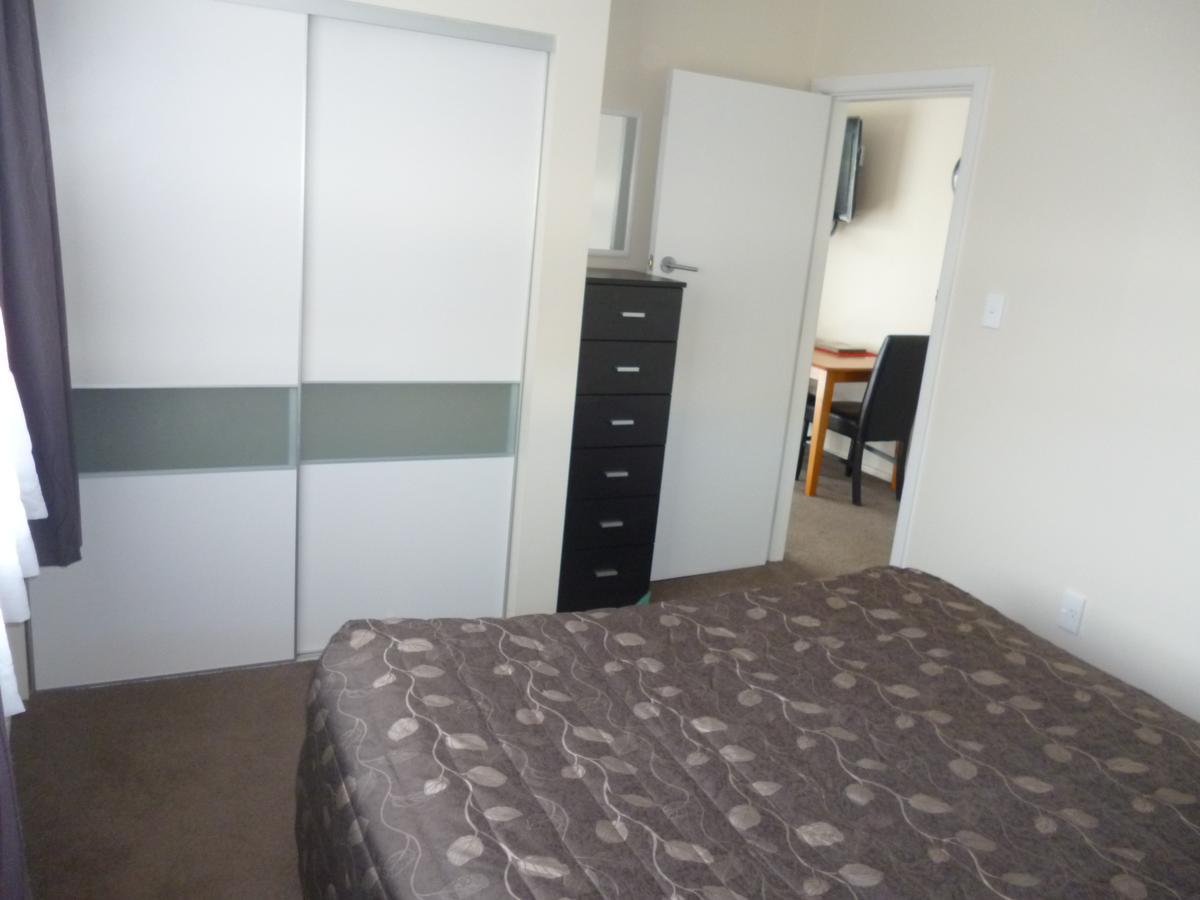 Cashel Court