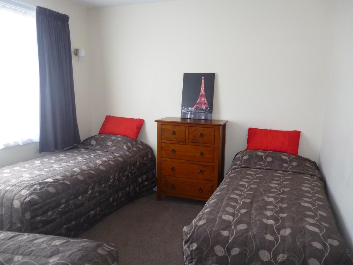 Cashel Court Motel 3*