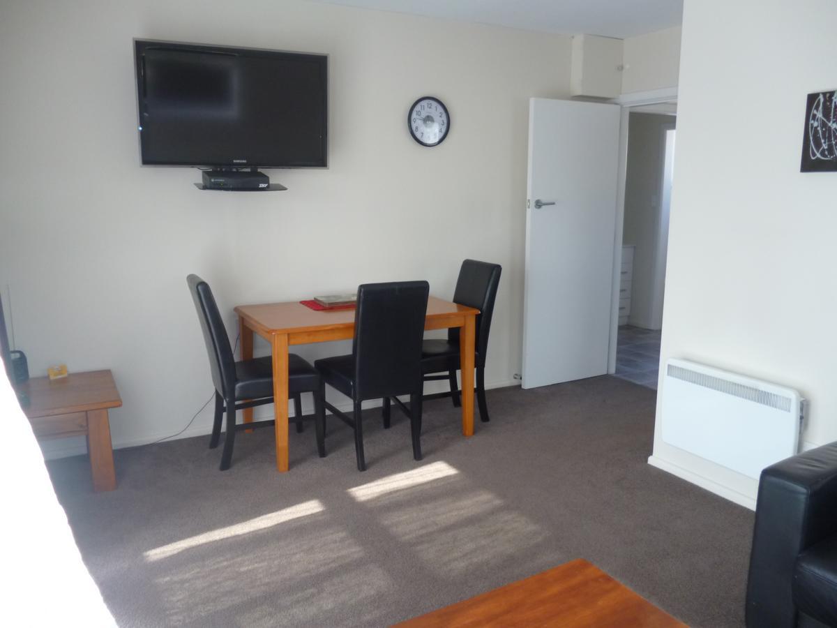 Cashel Court