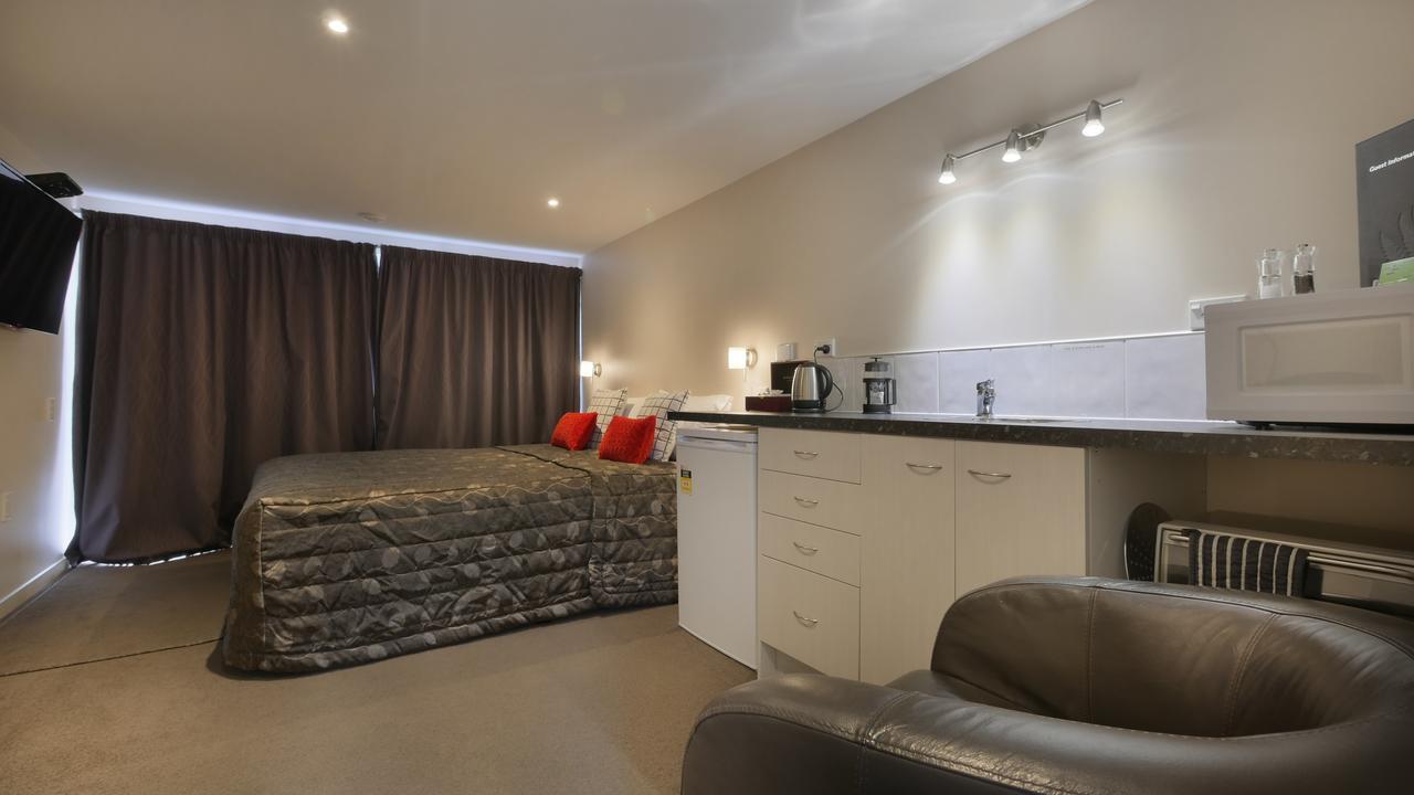 Cashel Court Motel 3*