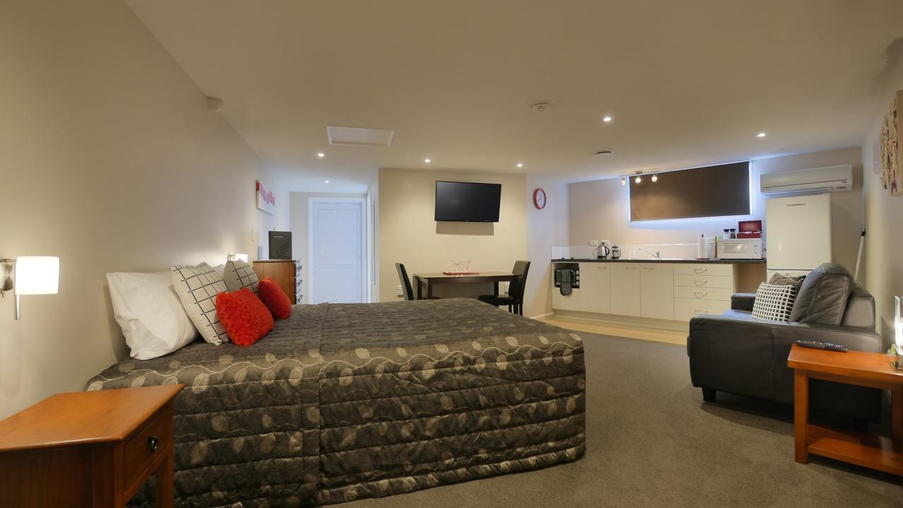 Motel Cashel Court 3*