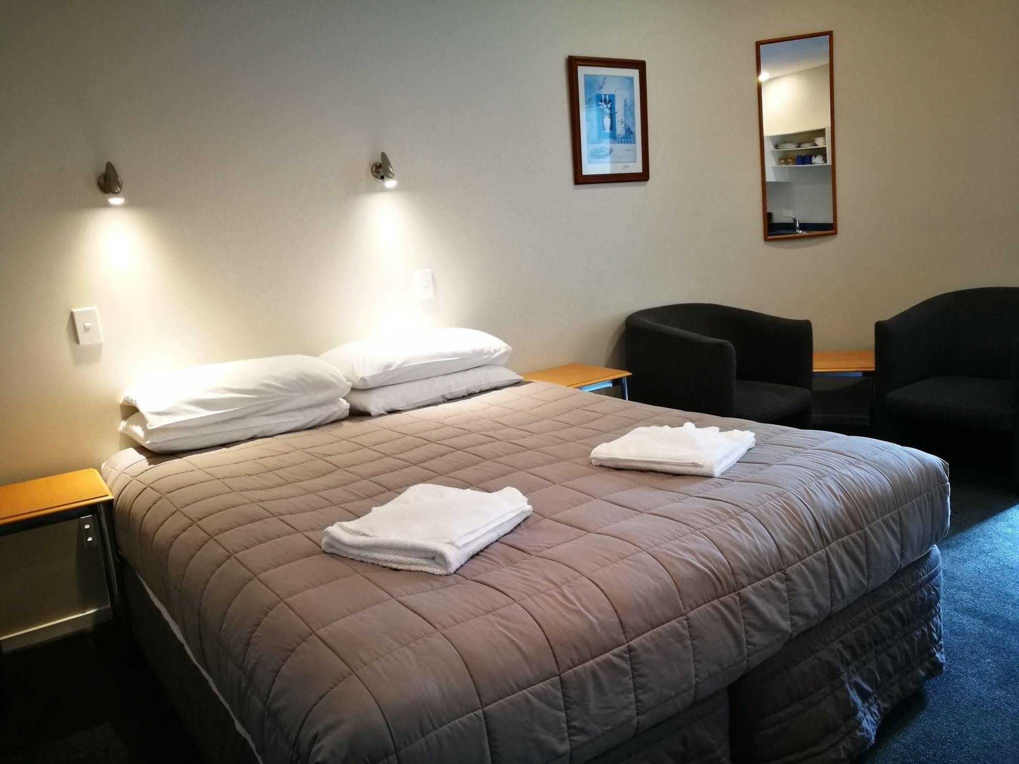 Motel Airport Birches 4*