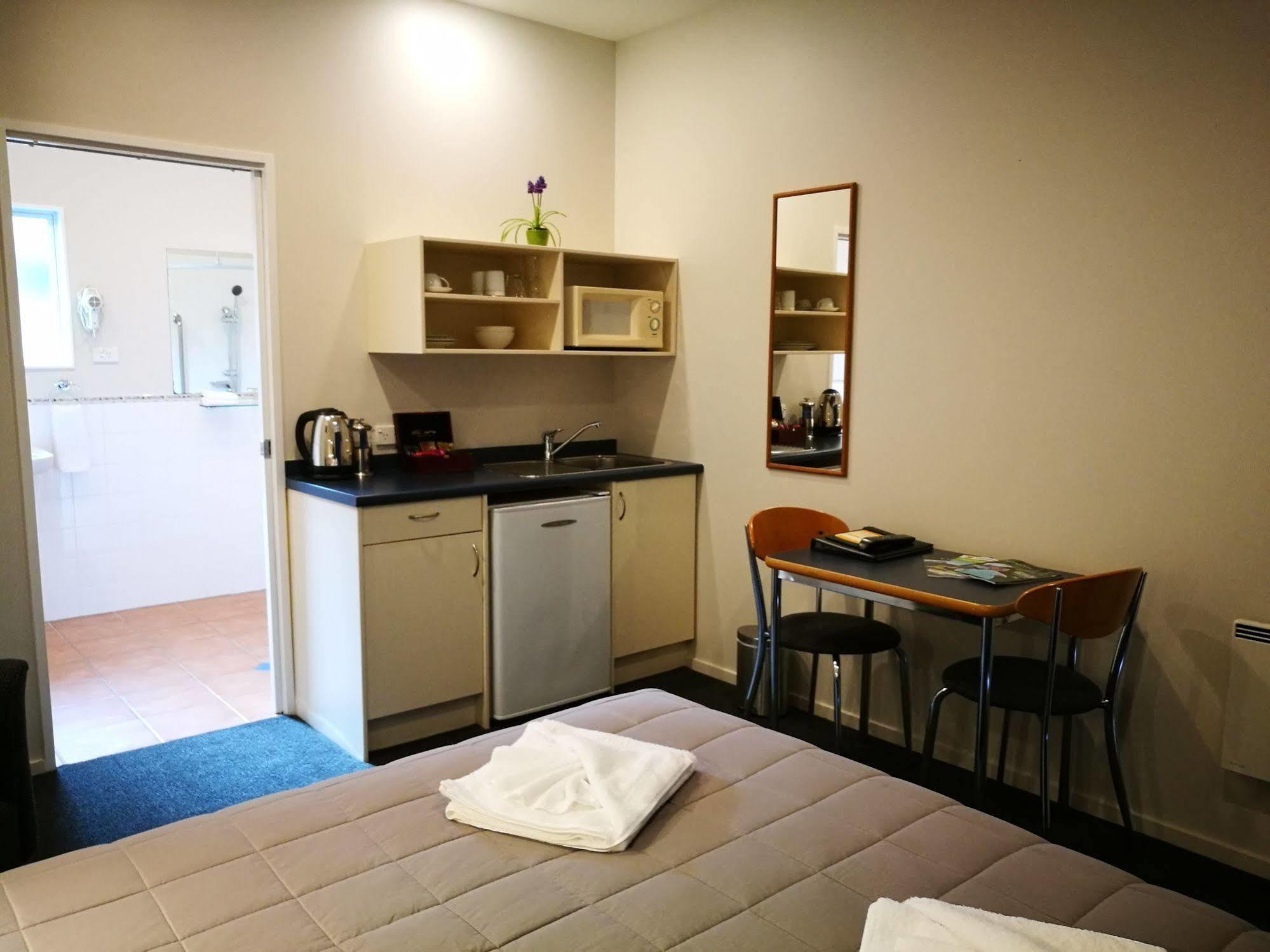 Motel Airport Birches 4*
