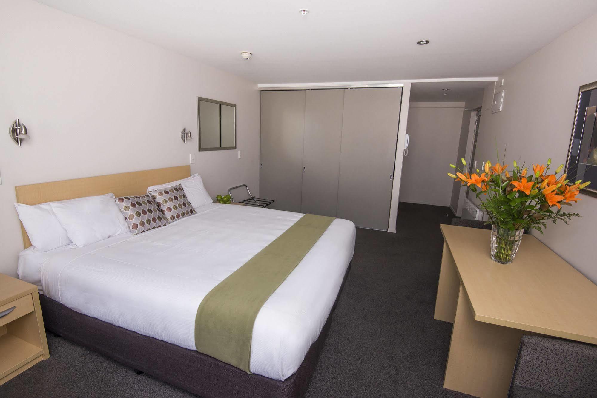 Quest Cathedral Junction Serviced Aparthotel 4*