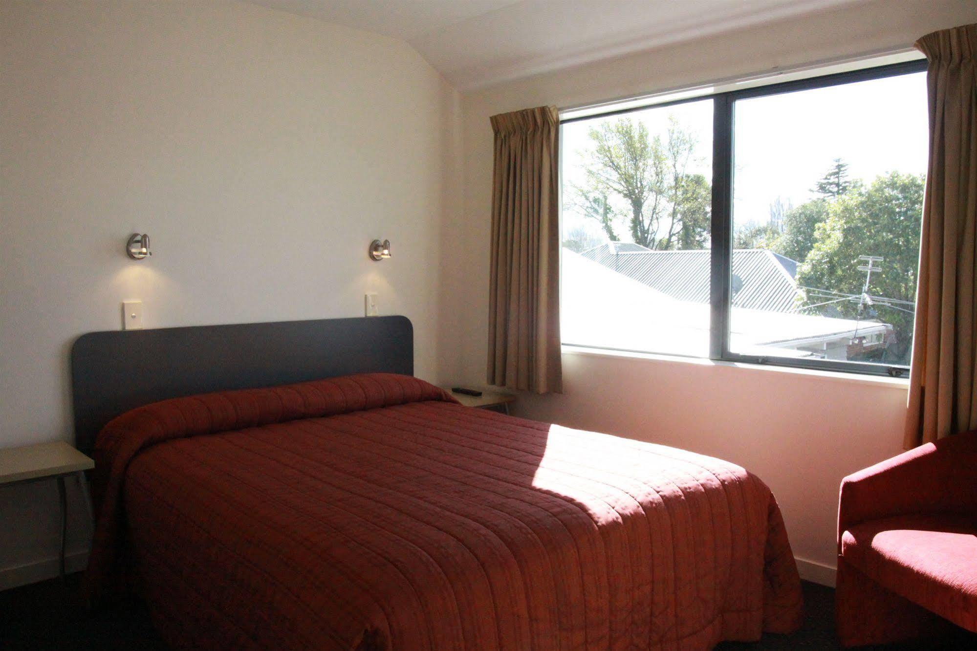Motel 298 Westside Motor 4*