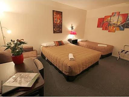 Avalon 3*